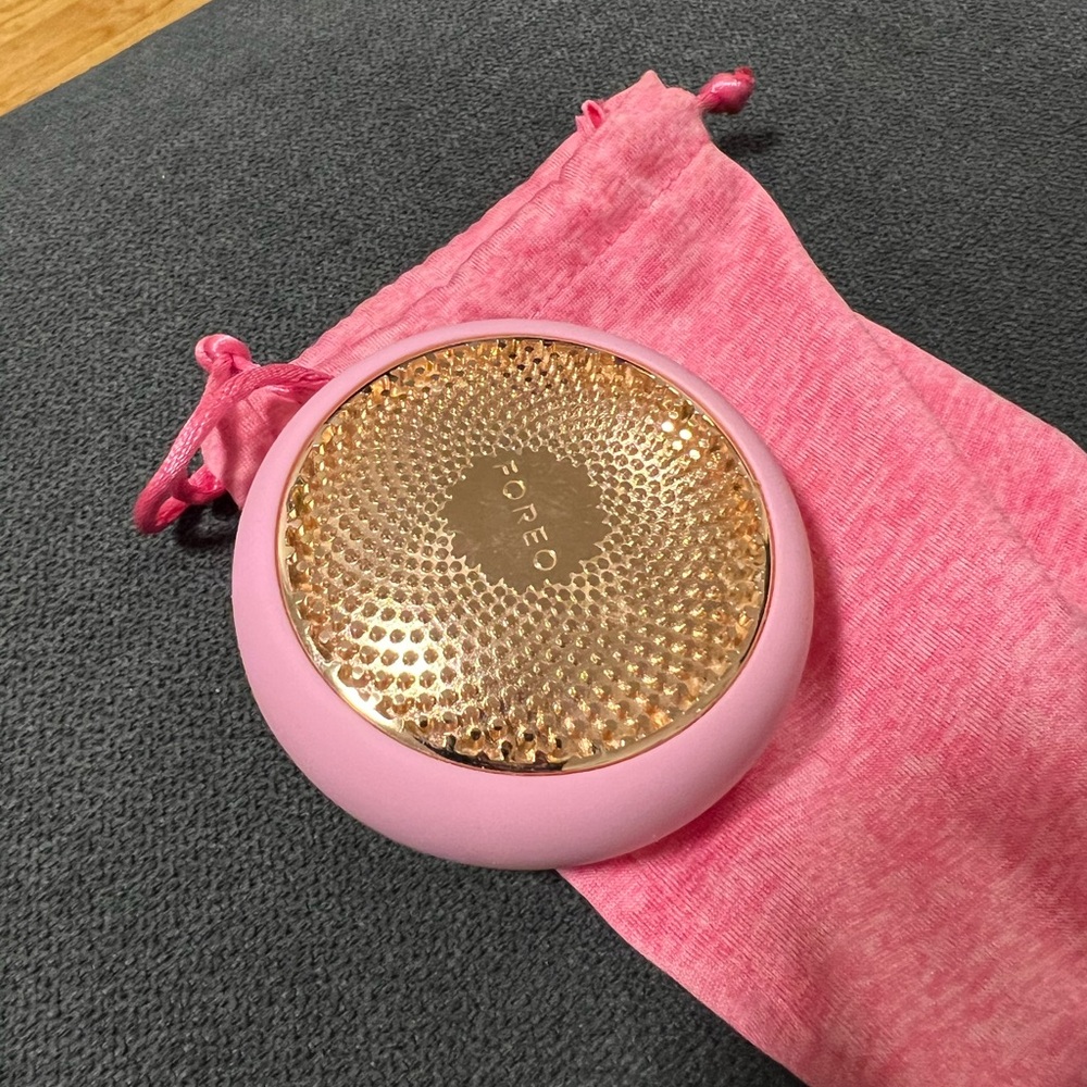 FOREO UFO 2 Pink & Rose Gold Facial Device